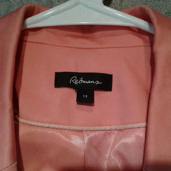 Women's  Peach/Salmon Blazer Jacket by Reitman's Size 12 - Picture 3 of 11